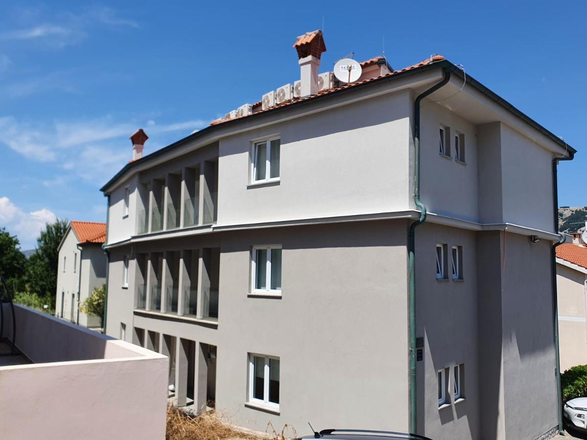 Vis A Vis Apartments Baška Extérieur photo