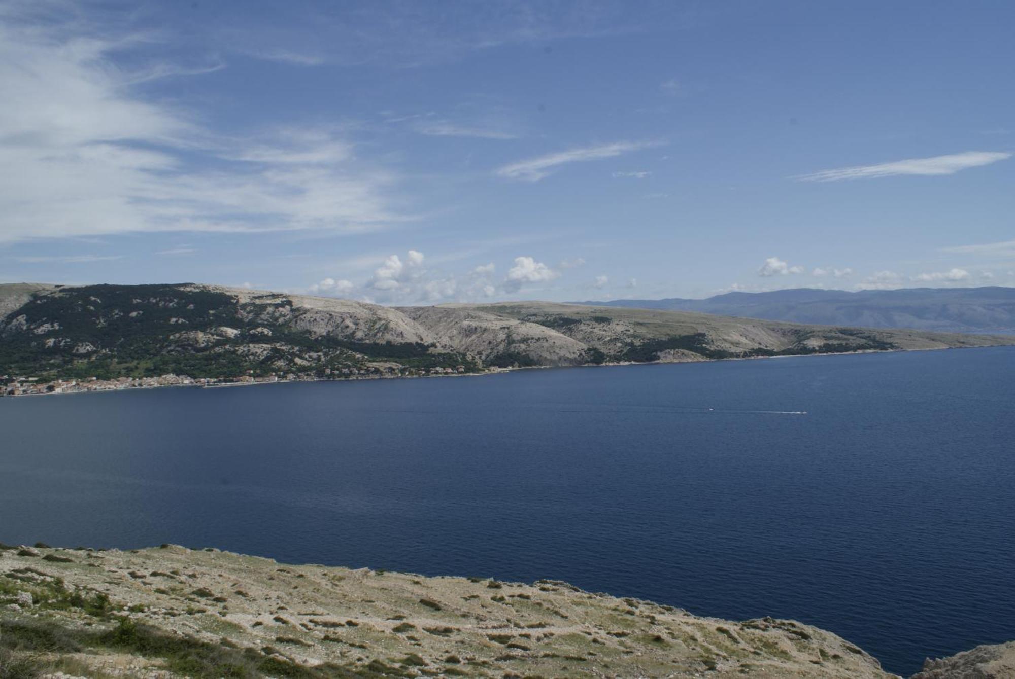Vis A Vis Apartments Baška Extérieur photo